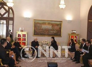 PM keen on improving Thai products through architecture